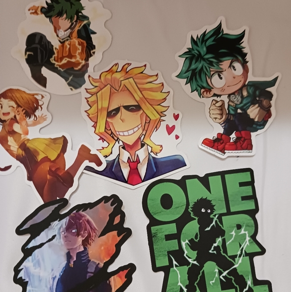 Manga Book bundle 3 pins and 5 stickers - Picture 2 of 4